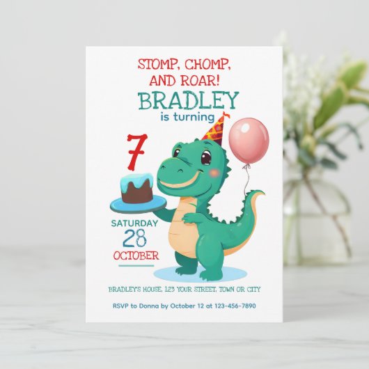 T rex dinosaurus 7e verjaardag feestuitnodiging kaart (Staand voorkant)
