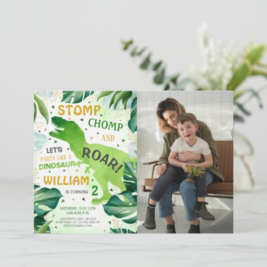 T Rex Dinosaurus Jongen Verjaardag Foto Kaart (Staand voorkant)