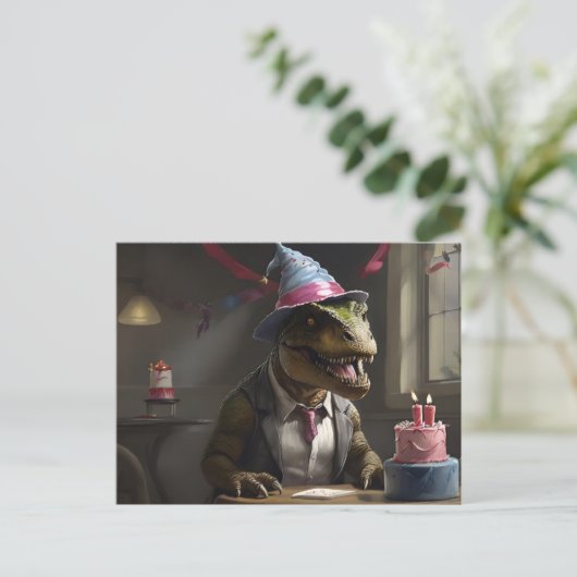 T-rex met verjaardagshoed briefkaart (Staand voorkant)