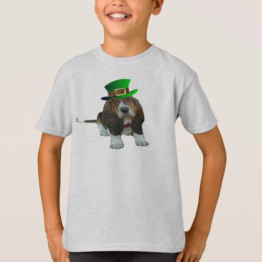 T-Shirt Basset Hound Happy St. Patrick's Clover (Voorkant)