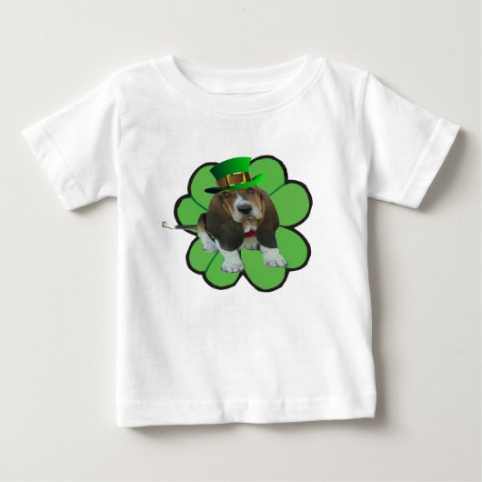 T-Shirt Basset Hound Happy St. Patrick's Clover (Voorkant)