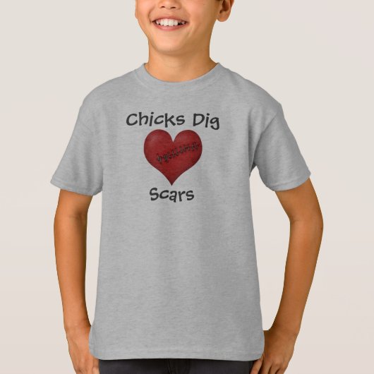 T-Shirt "Chicks Dig Scars" (Voorkant)