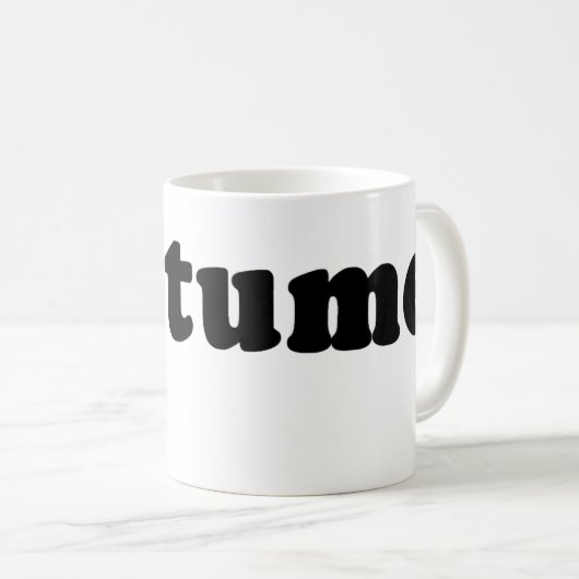 T shirt dat alleen COSTUME zegt Koffiemok (Voorkant rechts)