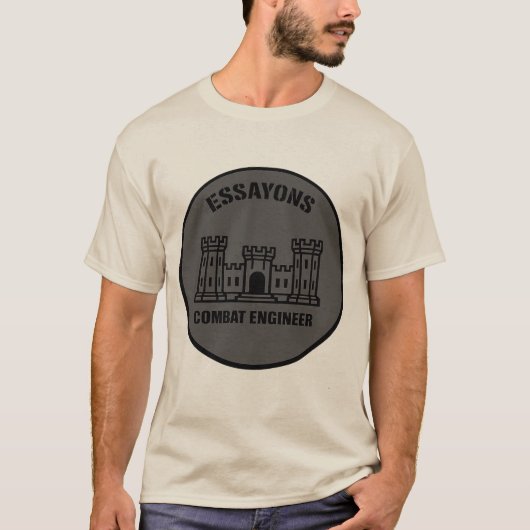 T-shirt Essayons Combat Engineer Badge Tee (Voorkant)