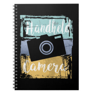 T-shirt fotograaf -  camera met retro notitieboek