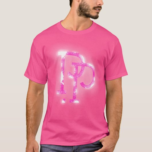 T-shirt Letter P-logoontwerp (roze shirt) (Voorkant)
