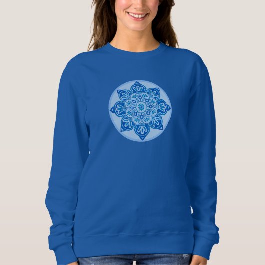 T-Shirt long sleeve blue with medallion (Voorkant)