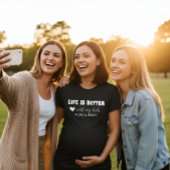 T-shirt met de tekst 'Eigen Leven Is Beter' en kin