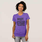 T-Shirt met 'Kan Alcohol Bevatten' Grappig (Voorkant volledig)