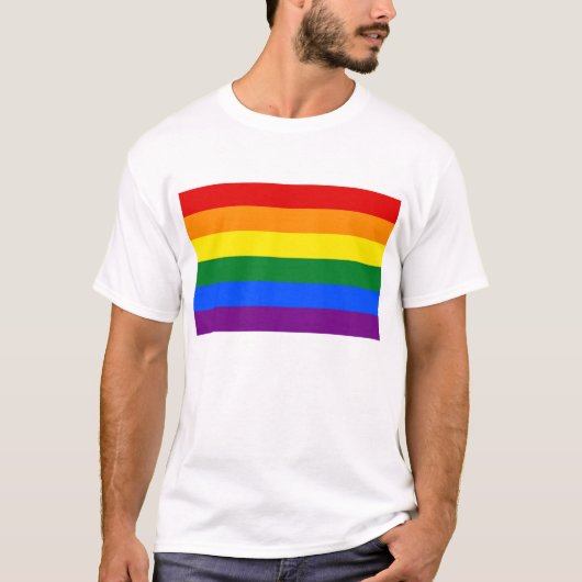 T Shirt met LGBT Regenboogvlag (Voorkant)