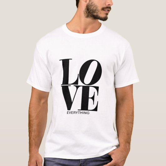 T-shirt met liefde boven alles (Voorkant)