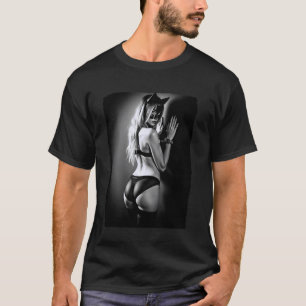 T-shirt met meisje erop - meisje in kattenmasker e