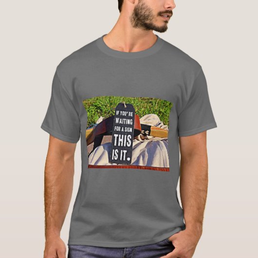 T-shirt met minimaal “Sign”-symbool (Voorkant)