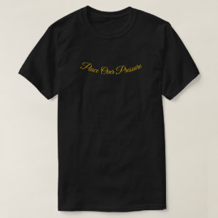 T-shirt met minimale kalme quote 'Peace Over Press
