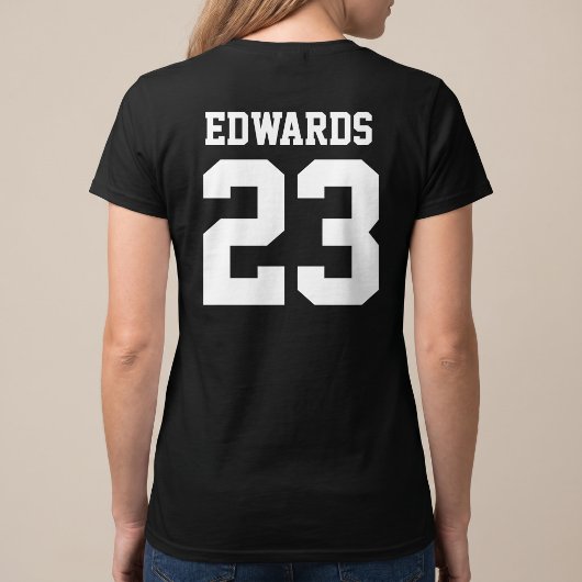 T-shirt met op maat gemaakte sportnummers en naam
