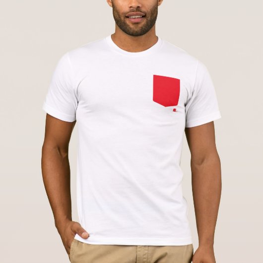 T-shirt met rode pocket (Voorkant)