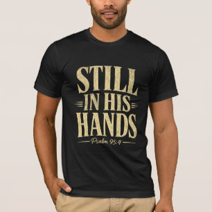 T-shirt met roomkleurige tekst nog steeds in zijn