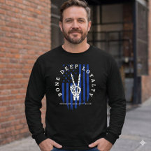 T-shirt met skelet hand en USA-vlag met 'Bone Deep