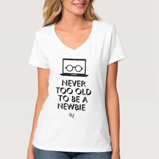 T-shirt met V-hals: Nooit te oud (wit) (Voorkant)