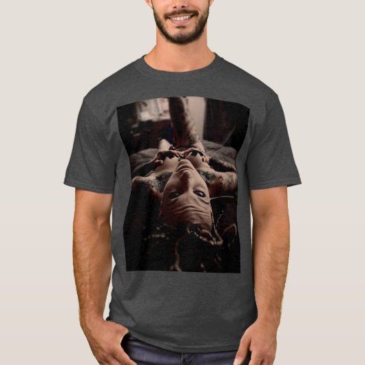 T-shirt met verleidelijke ogen (Voorkant)