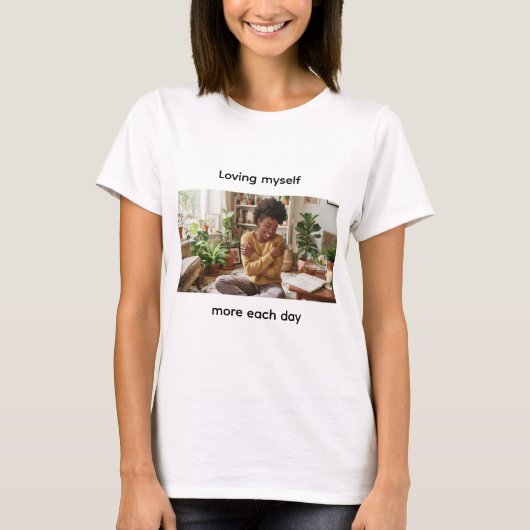 T-shirt met zelfliefde citaat (Voorkant)