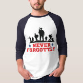 T-shirt 'Nooit Vergeten' Herdenking (Voorkant)