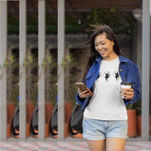 T-shirt - Ode to Love Cat van Dichteres Adiela Ako