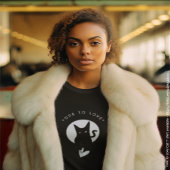 T-shirt - Ode to Love Cat van Dichteres Adiela Ako