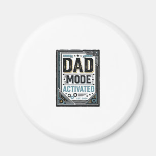 T-shirt ontwerp met vintage gravure 'Dad Mode Acti Magneet