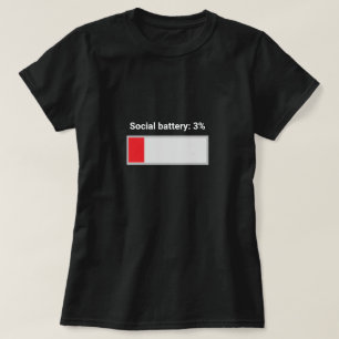 T-shirt 'Sociale Batterij 3%'