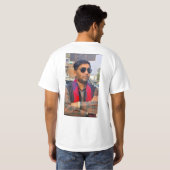 T-shirt"Unke Tasveer se Rangin T-shirt: Bade Bhai T-shirt (Achterkant volledig)