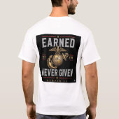 T-shirt 'Verdiend, nooit gegeven' (Achterkant)
