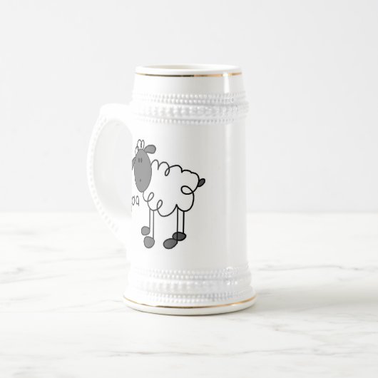 T-shirts en schenkingen op de kruk bierpul (Voorkant links)