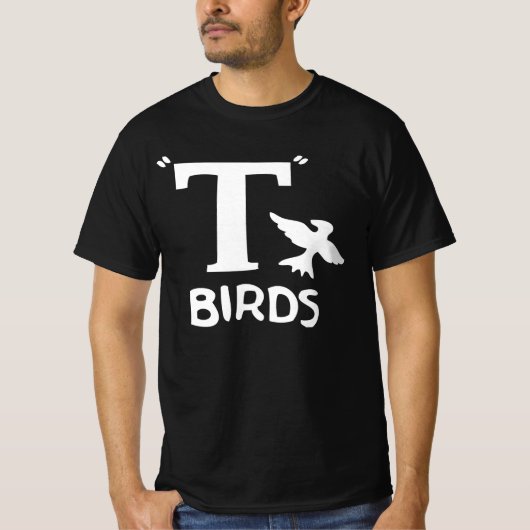 T Vogelontwerp op een t-shirt (Voorkant)