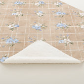 Taanblauwe witte bloemen sherpa deken (3/4)