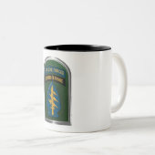 Tab en Mok van speciale legereenheden (Voorkant rechts)