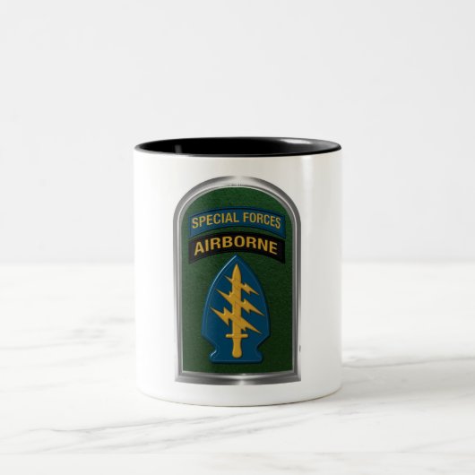 Tab en Mok van speciale legereenheden (Center)