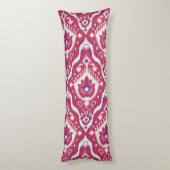 Tabatpatronen met kleurrijke rode en paarse ikat lichaamskussen (Achterkant (Verticaal))