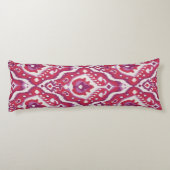 Tabatpatronen met kleurrijke rode en paarse ikat lichaamskussen (Achterkant)