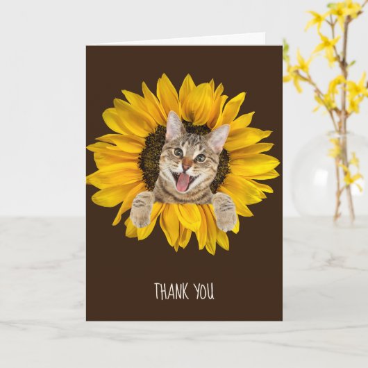 tabby cat in zonnebloemvriendschap kaart (Gele Bloem)