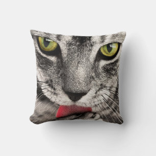 Tabby Cat Licking Paw Kussen