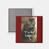Tabby Cat Magnet Maroon achtergrond (Voorkant / Achterkant)