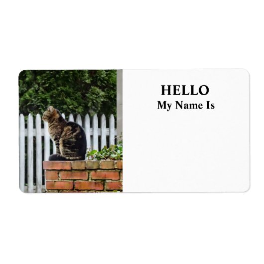 Tabby Cat op Brick Wall Etiket (Voorkant)