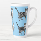 Tabby Cat Whimsical Lichtblauw Katten Latte Mok (Rechts)