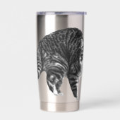 Tabby Glow by Winter Window Geïsoleerde Drinkbeker (Links)