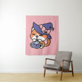 Tabby Heksenbrouwsel – Cute Halloween Kattendesign Wandkleed (In situ)
