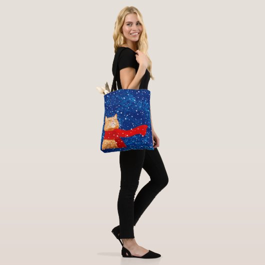 Tabby houdt van sneeuw tote bag (Op model)