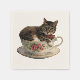 Tabby in een theekopje servet