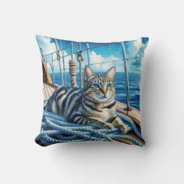 Tabby kat op bootkabels kussen