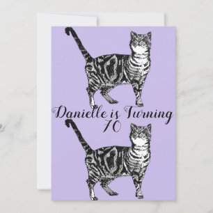 Tabby Kat Paarse Kunst 70ste Verjaardagsuitnodigin Kaart